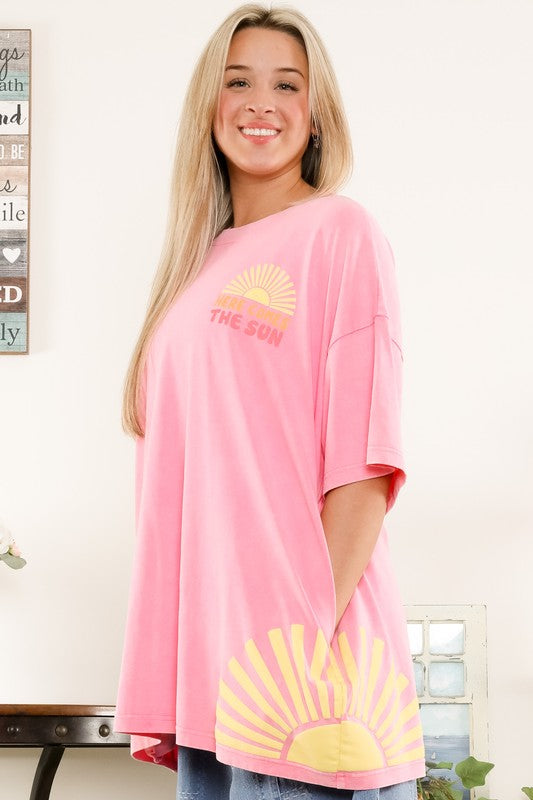 Here Comes the Sun Oversized Graphic Tee