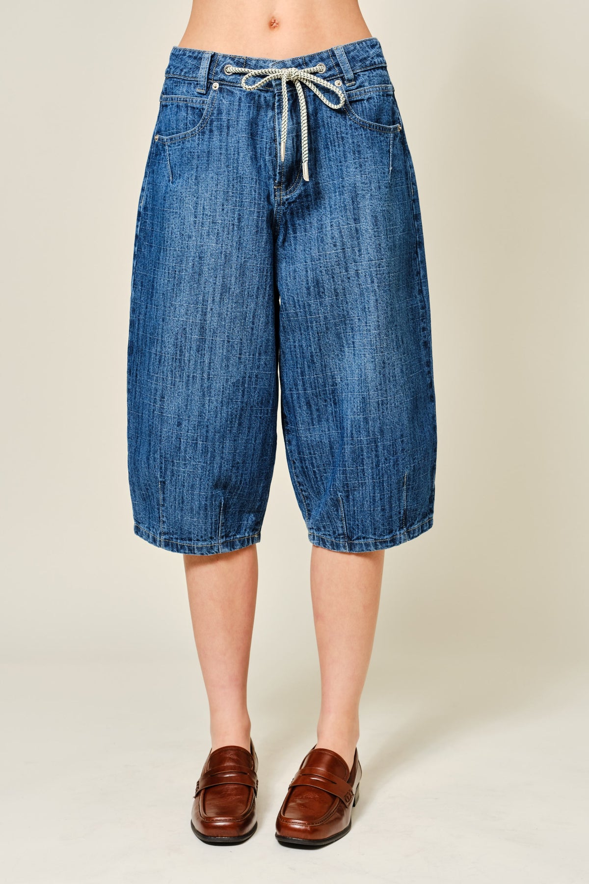 The Dakota Shorts - Medium Wash