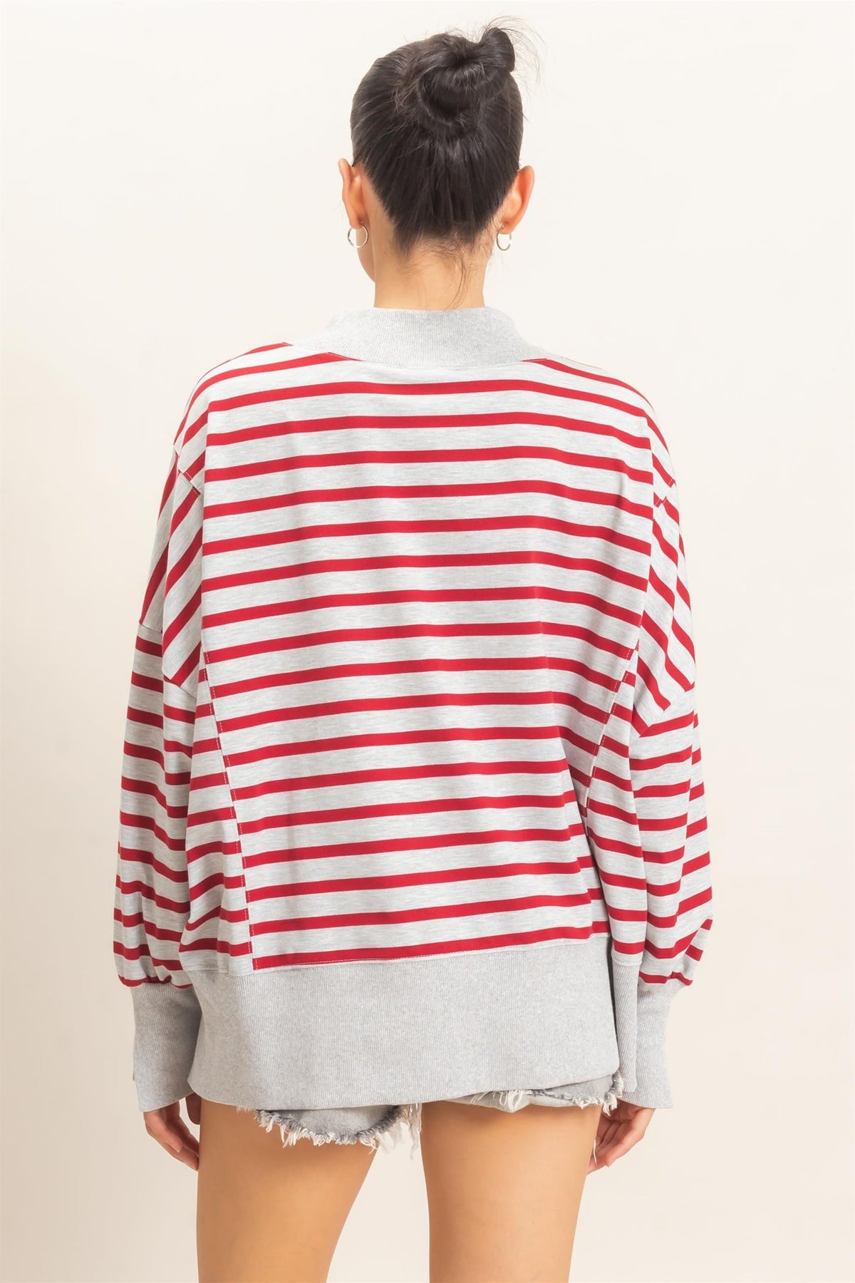 The Fiona Sweatshirt - Heather Gray/Red