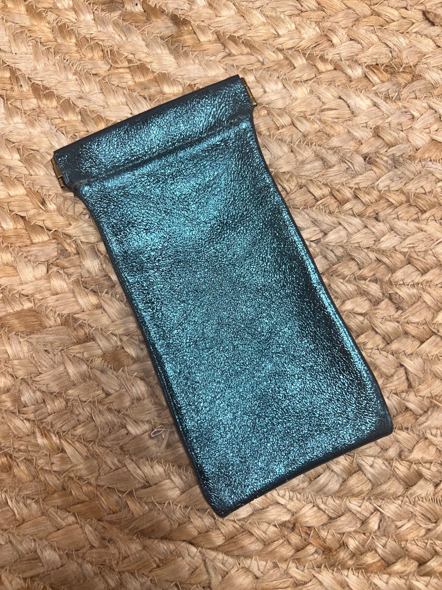 The Maisy Shimmer Glasses Pouch