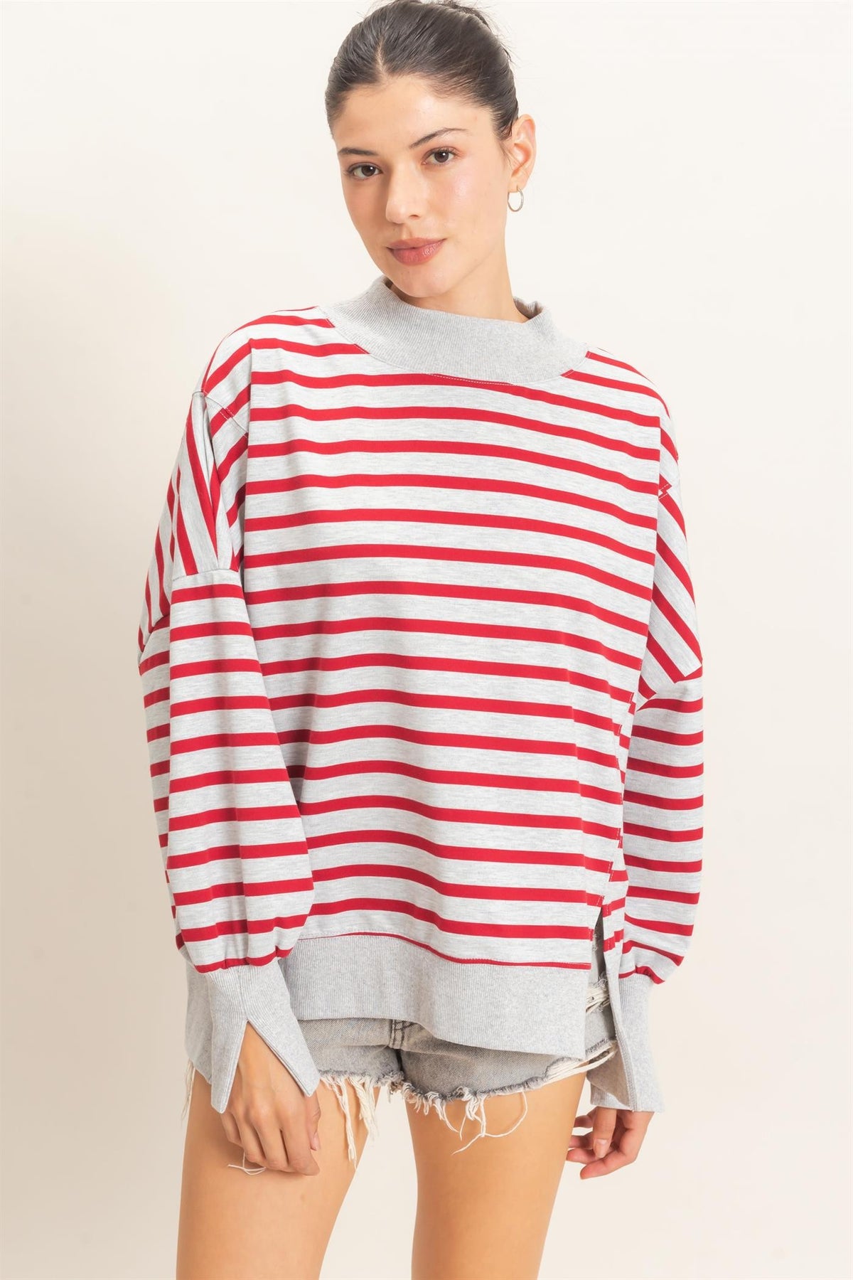 The Fiona Sweatshirt - Heather Gray/Red