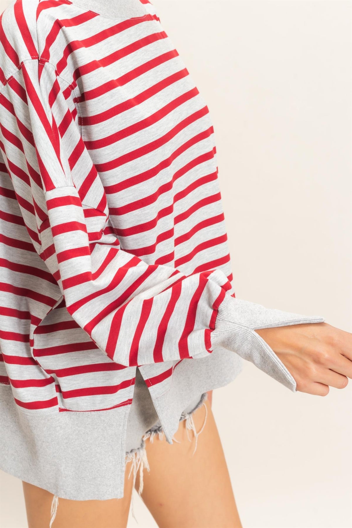 The Fiona Sweatshirt - Heather Gray/Red